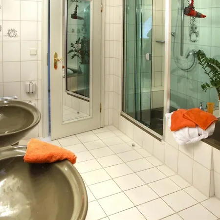 Jaegerhaus Aparthotel 3*